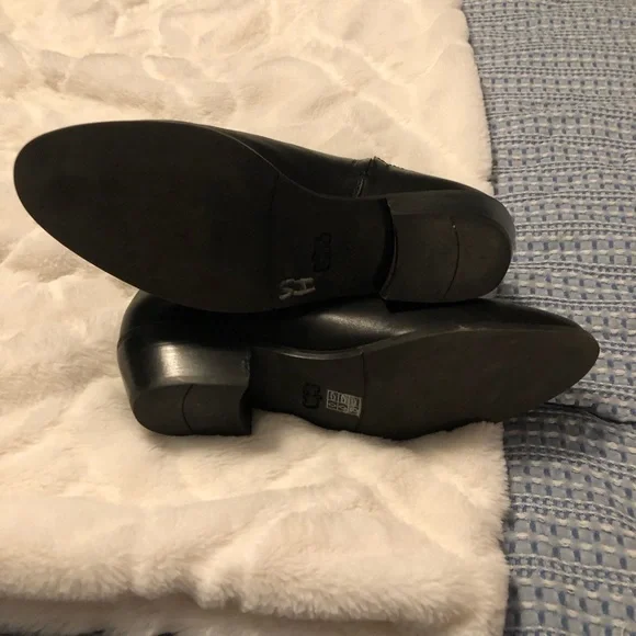 EUC Coach Debi Bootie Wore A Couple Of Times I Don’t Have The Box Price Is Firm - Picture 7 of 8